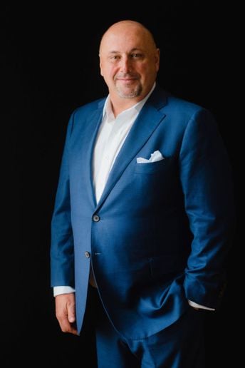 Mélon has more than 35 years of experience in the automotive industry. - Isabel March Photography
