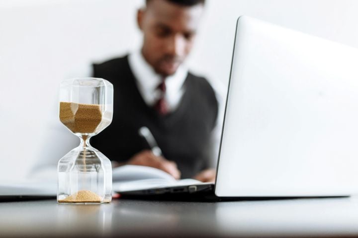 The 90-minute deal is a great objective for all of us to consider. - Pexels/Thirdman