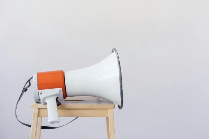 A customer should never leave the store without noting the dealer’s commitment to ethics and compliance. - Pexels/Mikhail Nilov